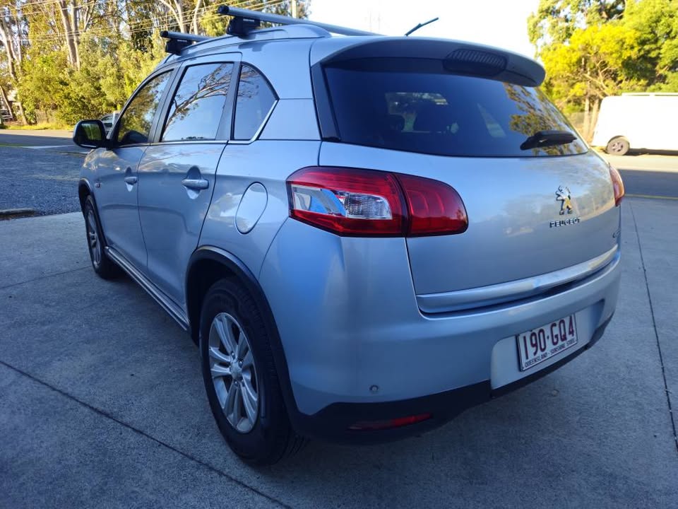 2014 puegot wgn 4.jpg